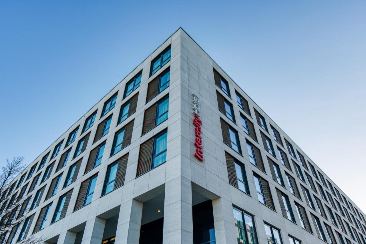 Intercityhotel Berlin Airport Ber Terminal 1 & 2 Schoenefeld Exterior photo The building of the hotel