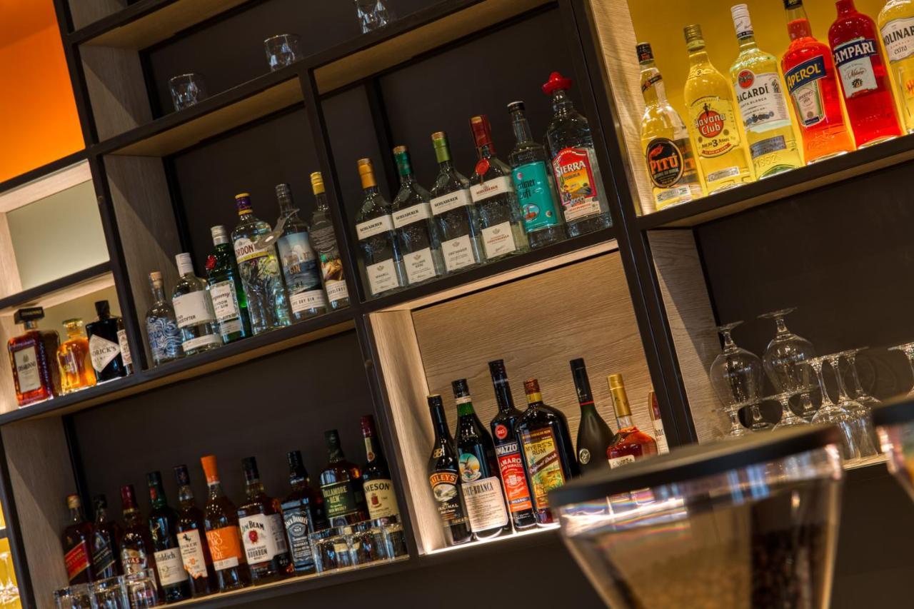 Intercityhotel Berlin Airport Ber Terminal 1 & 2 Schoenefeld Exterior photo Italian aperitivo